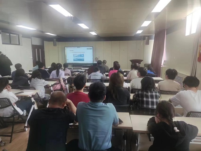 环境学部 开展主题教育专题党课宣讲活动