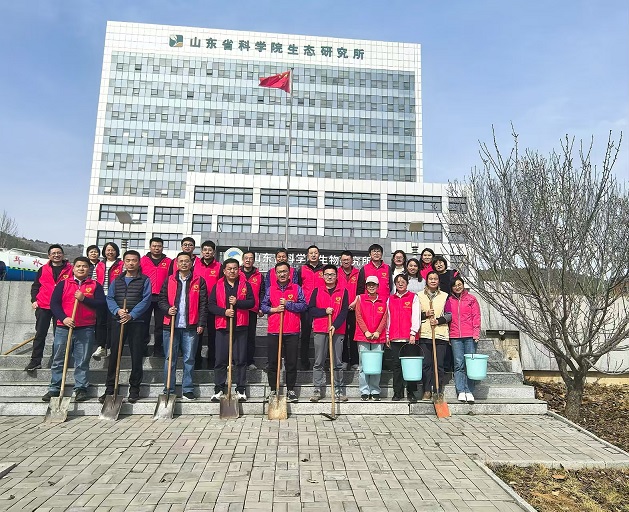 植“蔷”添彩，共绘生态新画卷